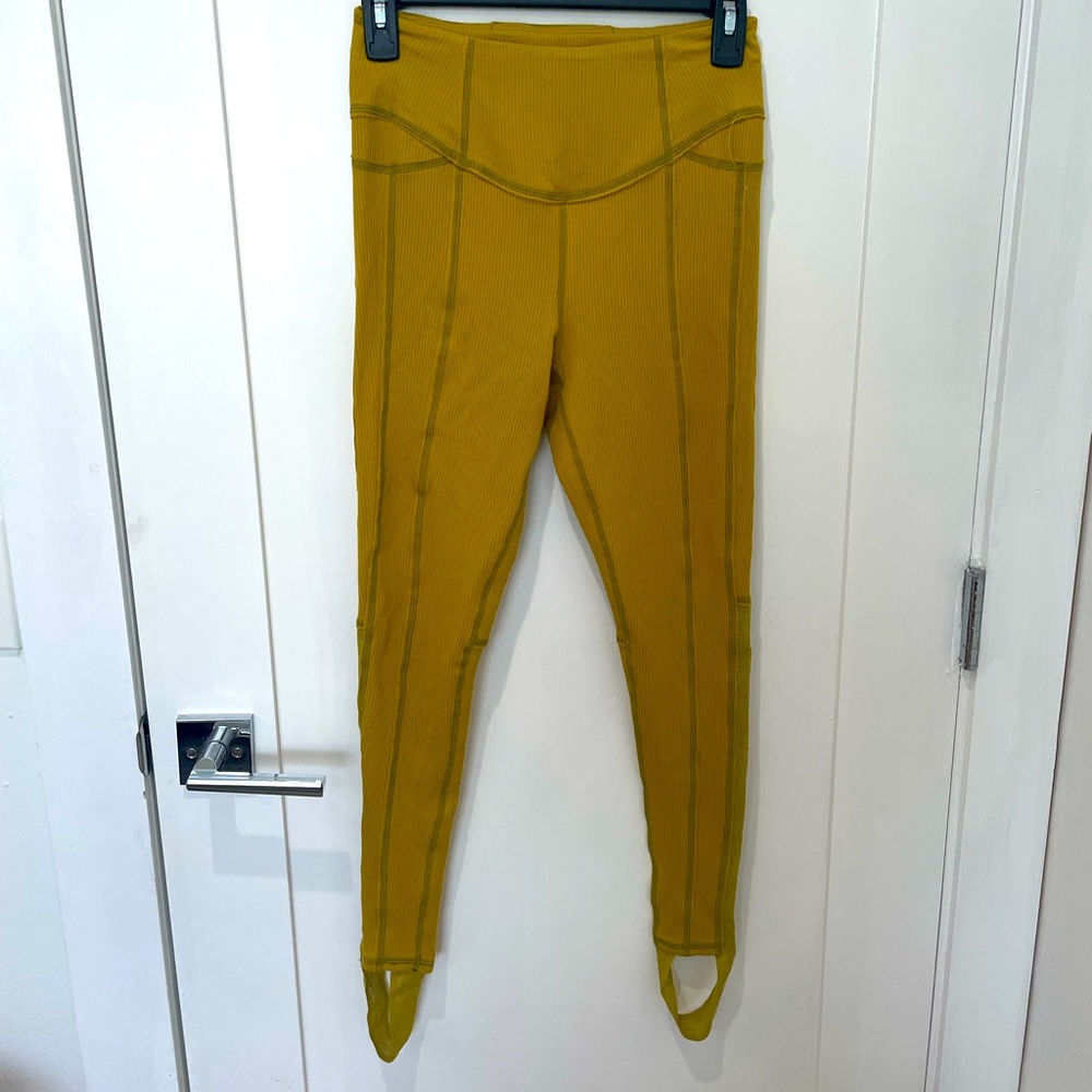 New! Free People Movement Leggings